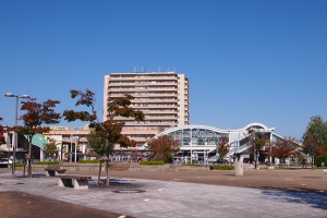 赤塚駅南口